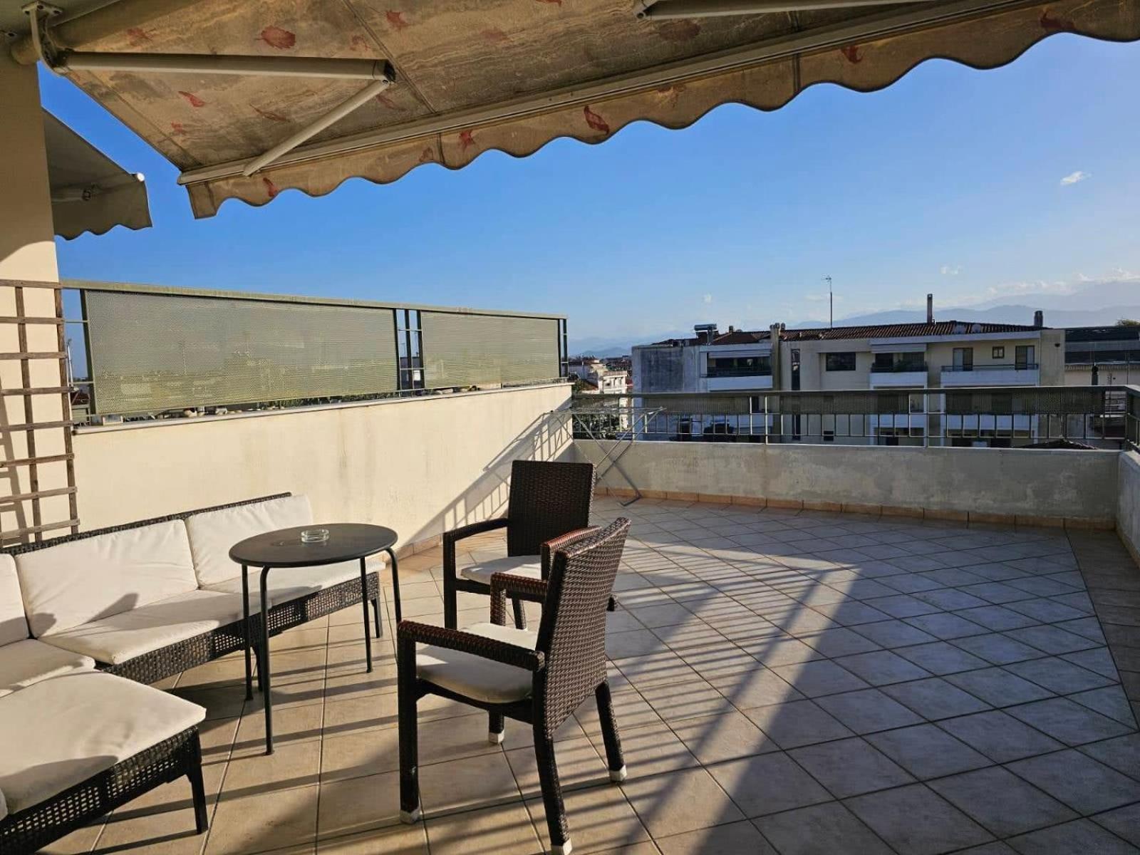 Penthouse At Town Appartement *